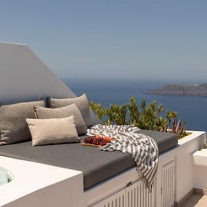 Deluxe Suite Outdoor Hot Tub
